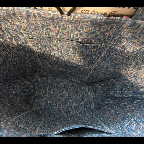 LOT 3 Tote/Zipper Wristlet & Coin Pouch (2/$20) - Picture 6 of 10